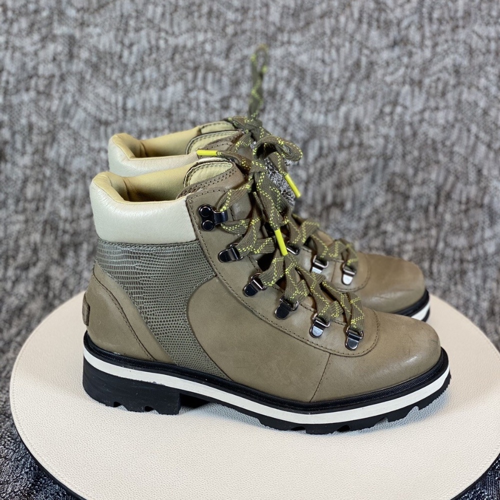 Sorel Lennox Lace STKD Waterproof Boots Women's 8.5
